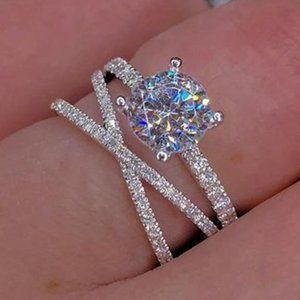 *NEW 925 Sterling Silver Diamond Infinity Ring A